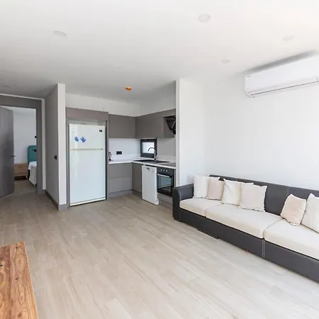Modern Apartment Near Beach With Central Location In Bodrum Appartement