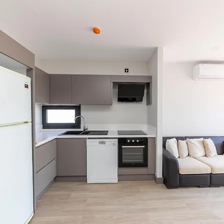 Appartement Modern Apartment Near Beach With Central Location In Bodrum