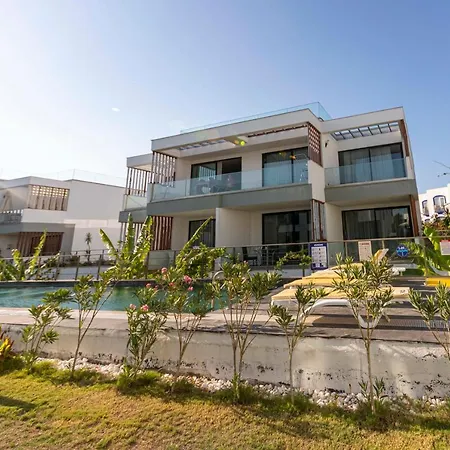 Modern Apartment Near Beach With Central Location In Bodrum Appartement Gümbet